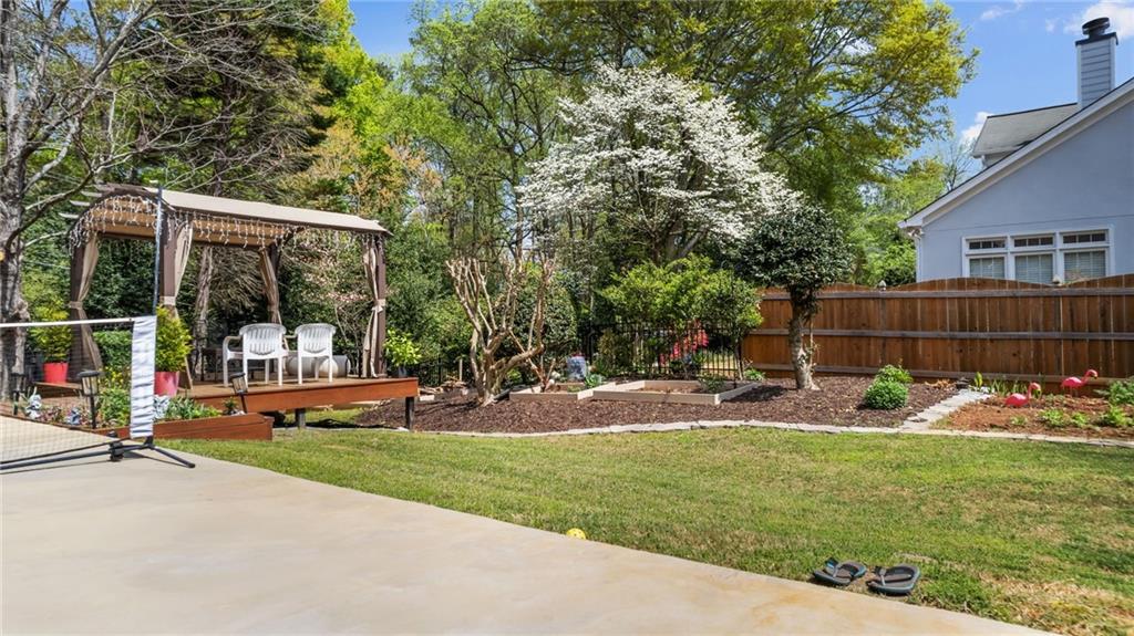 300 Craighead Drive, Sandy Springs, Georgia image 40