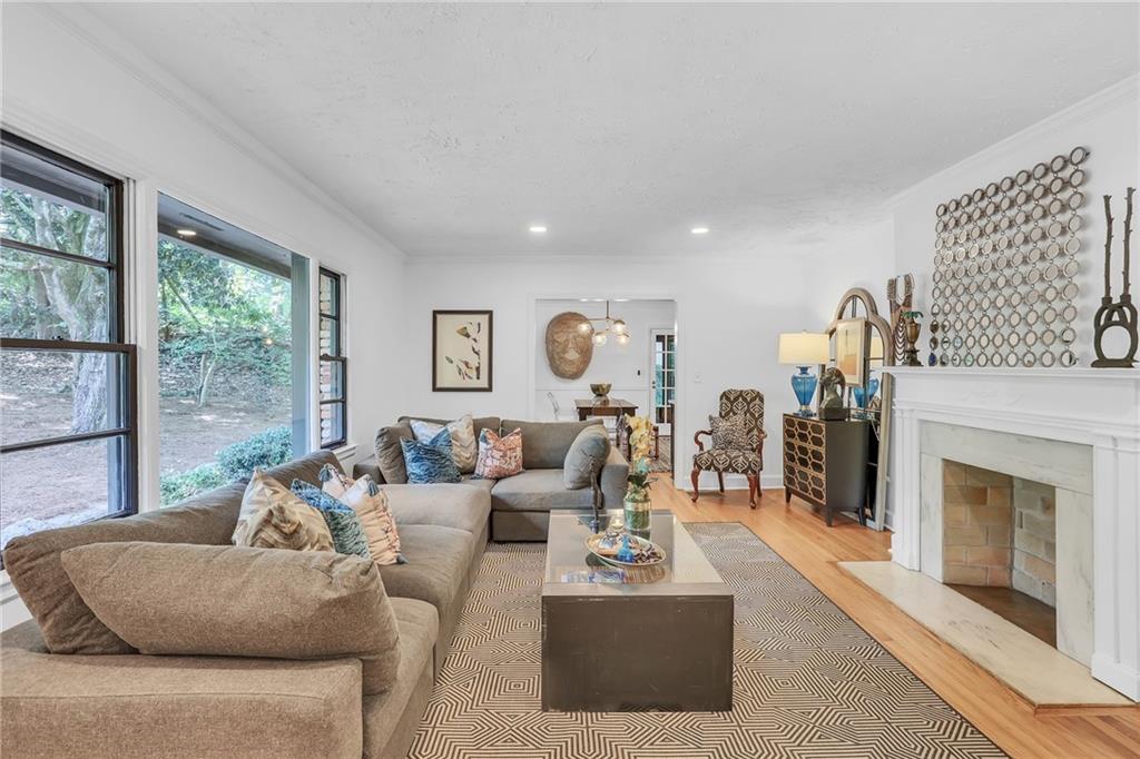 861 Falcon Drive SW