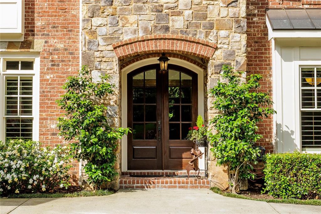 5284 Vernon Springs Trail NW