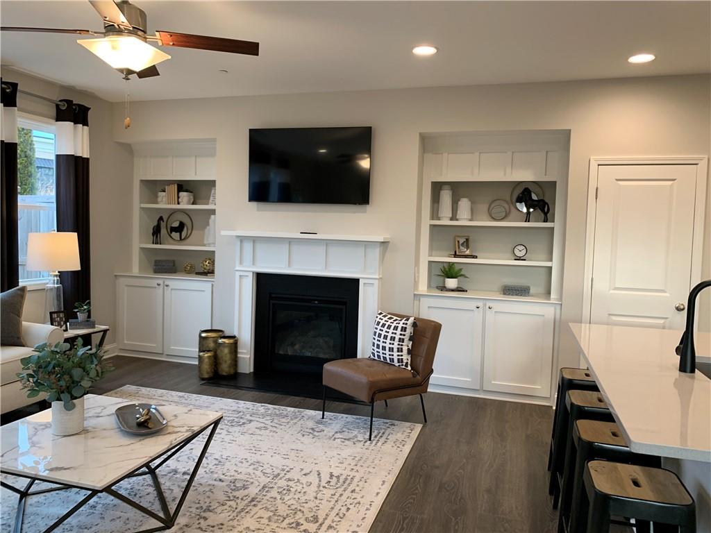 Addison Point - Residential