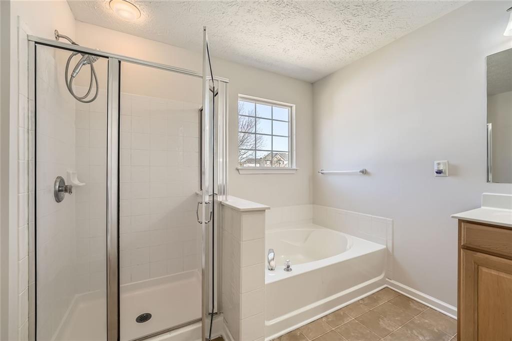 4157 Medlock Woods Drive, Snellville, Georgia image 21