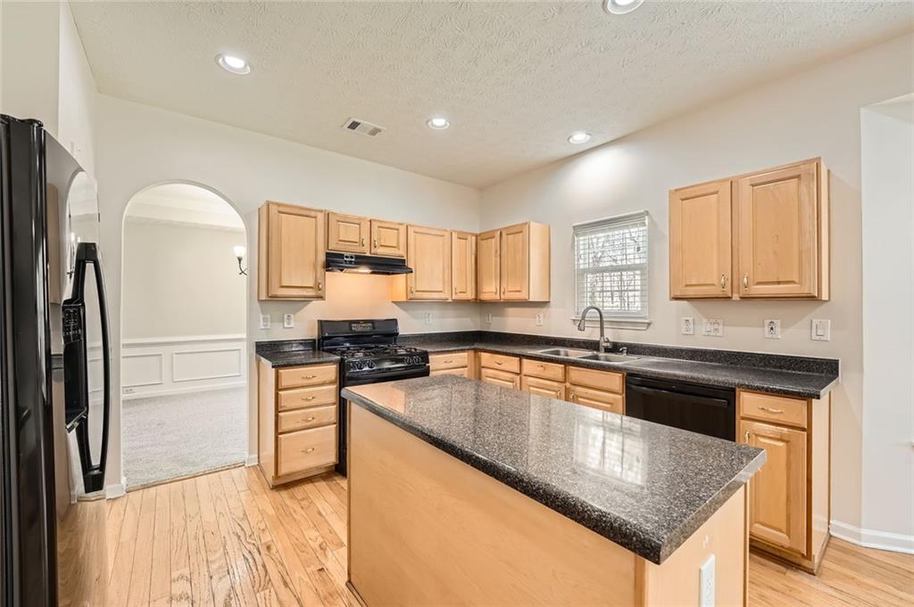 4157 Medlock Woods Drive, Snellville, Georgia image 10