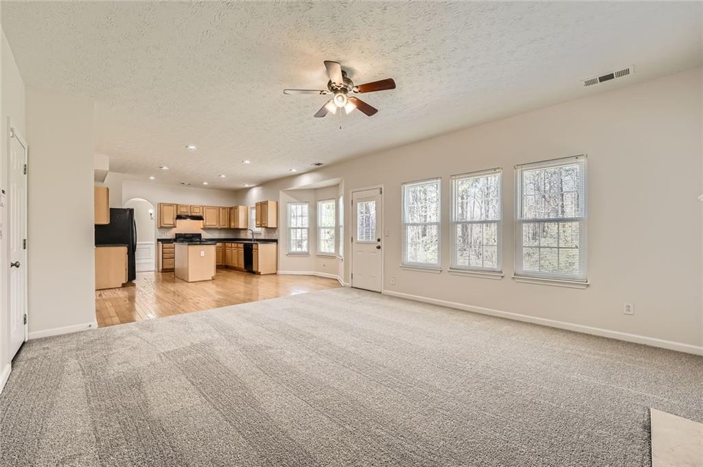 4157 Medlock Woods Drive, Snellville, Georgia image 15