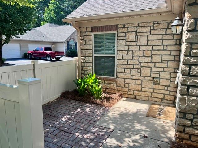 302 Gladstone Drive