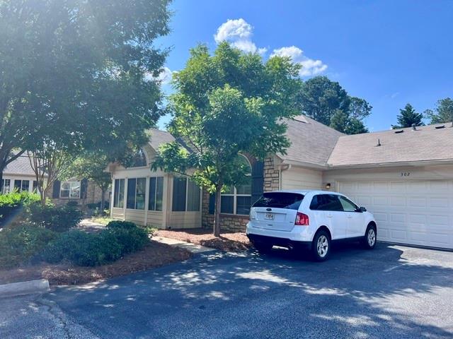 302 Gladstone Drive