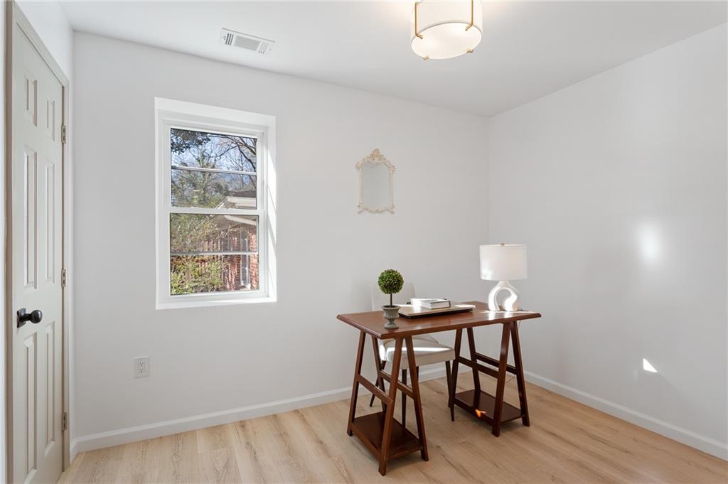 1649 Derry Avenue, Atlanta, Georgia image 40