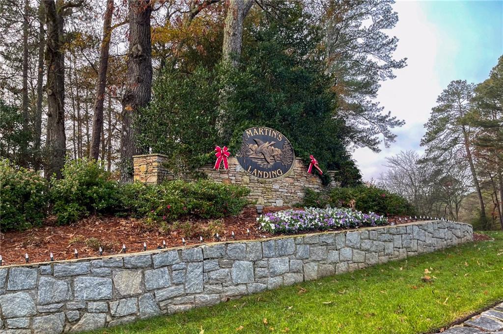 1845 Branch Valley Drive, Roswell, Georgia image 1