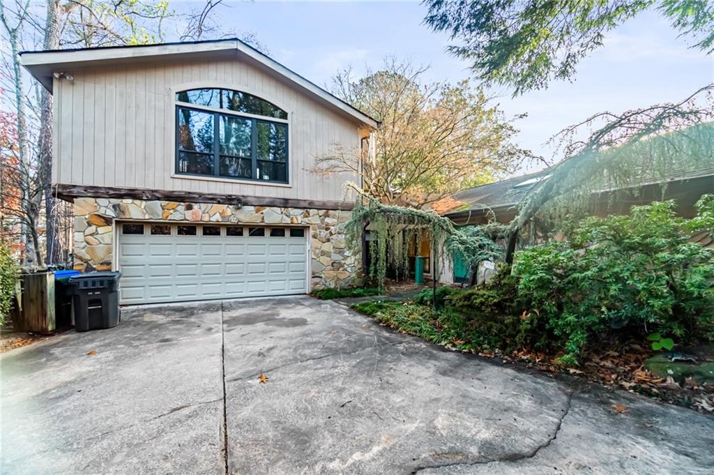 1845 Branch Valley Drive, Roswell, Georgia image 3