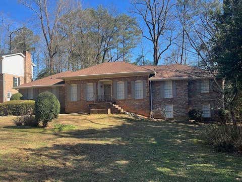Homes For Rent - 4517 E Kings Point Circle<br/> Dunwoody, GA 30338
