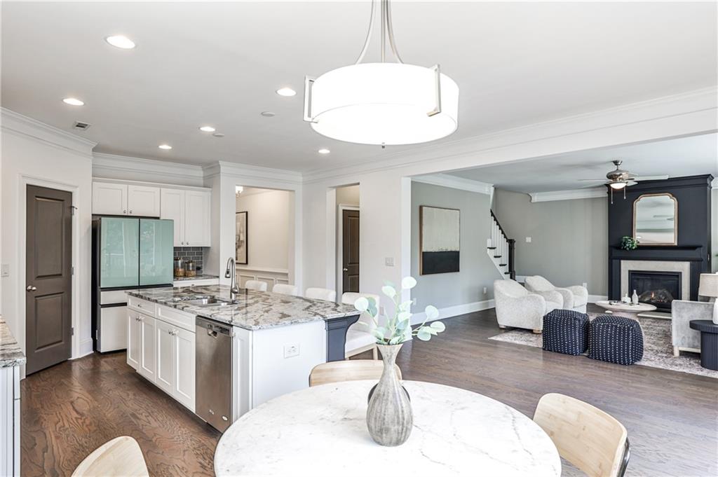 11760 Stratham Drive, Alpharetta, Georgia image 3
