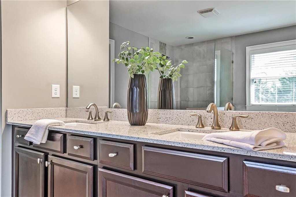 11760 Stratham Drive, Alpharetta, Georgia image 23