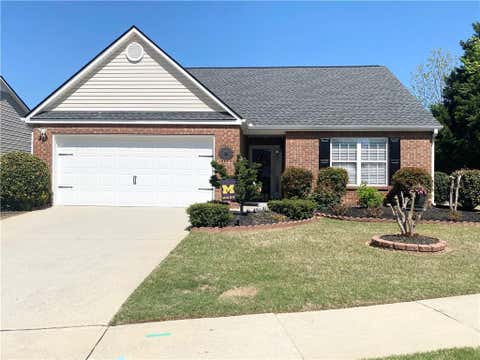 Homes For Sale - 967 Village View Circle<br/> Loganville, GA 30052