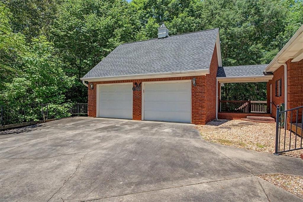 1136 Cole Lake Road
