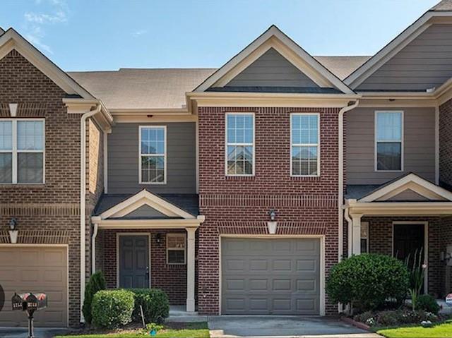 A must see and move-in ready!! This beautiful 3 bedroom, 2.5 bathroom townhome is located in a beautiful, quiet community with easy access to I-20. The kitchen with gorgeous hardwood floors is centered to the the open living and dining area. Plenty of cabinet space, large pantry. Living room heads to the patio perfect for entertaining or a cozy spot to relax.
Head upstairs to the oversized Primary Bedroom with large windows to fill the room with natural light. The Primary bath with a vanity, walk-in shower, large soaking tub and large walk-in closet. The two secondary bedrooms are spacious and allow for everyone to have their privacy. For added convenience, the laundry facilities are located on the 2nd floor next to the Primary Bedroom.
Seller is willing to contribute $3,000 in Closing Costs!! You don't want to miss this beautiful home! Schedule your showing today.