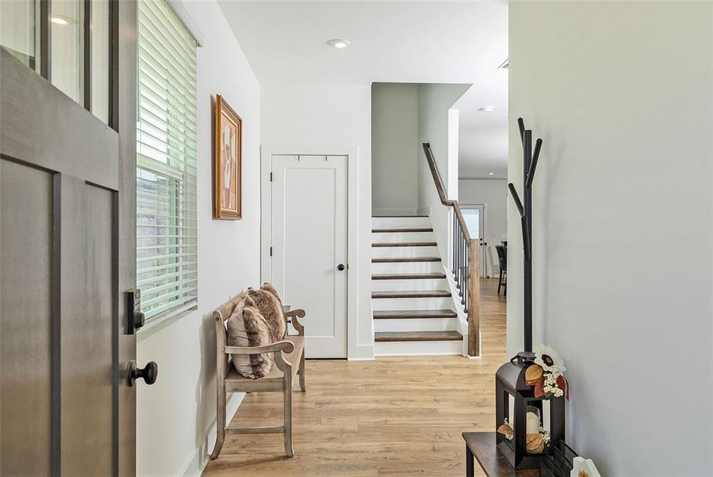1433 Halpern Lane, Kennesaw, Georgia image 3
