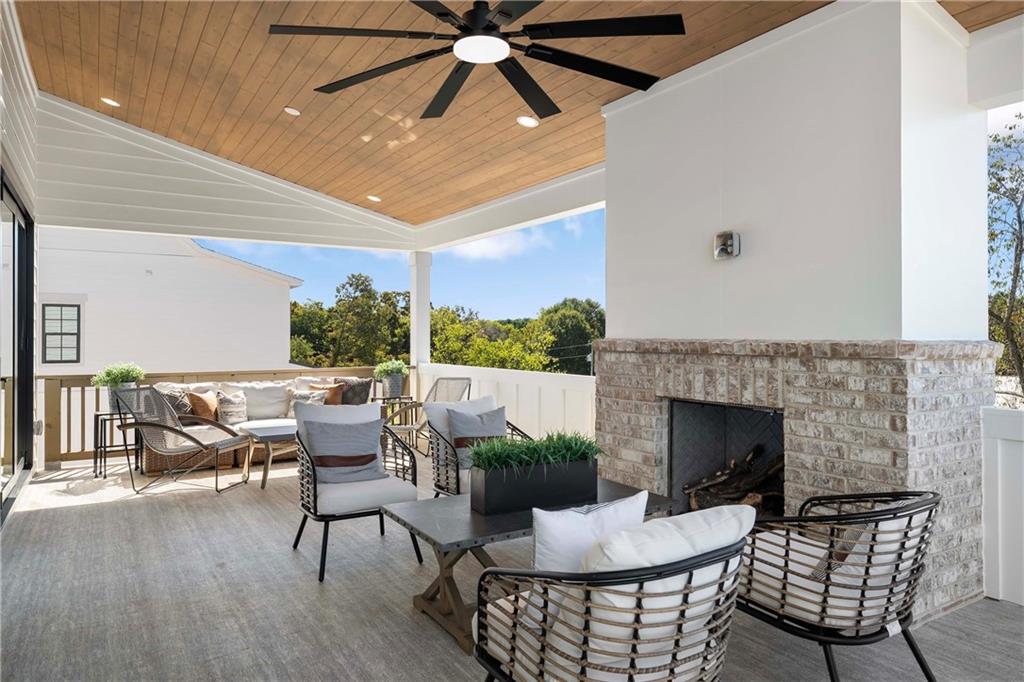 Echo at Crabapple - Residential