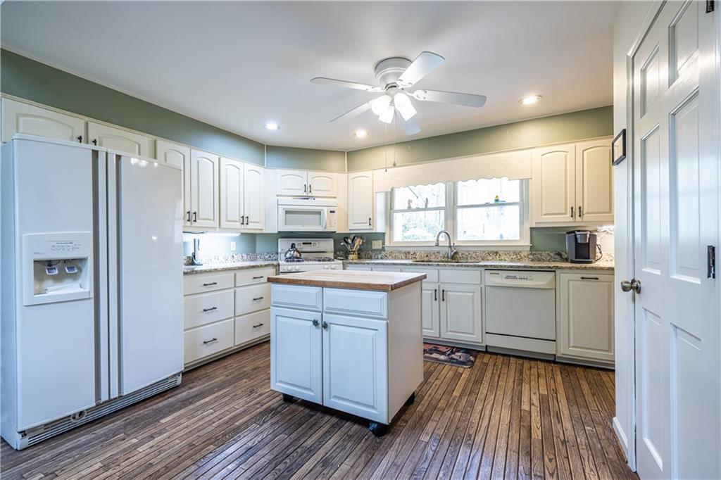 4012 Centre Court, Peachtree Corners, Georgia image 10