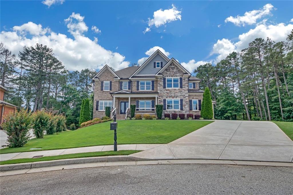 859 Heritage Lake Way