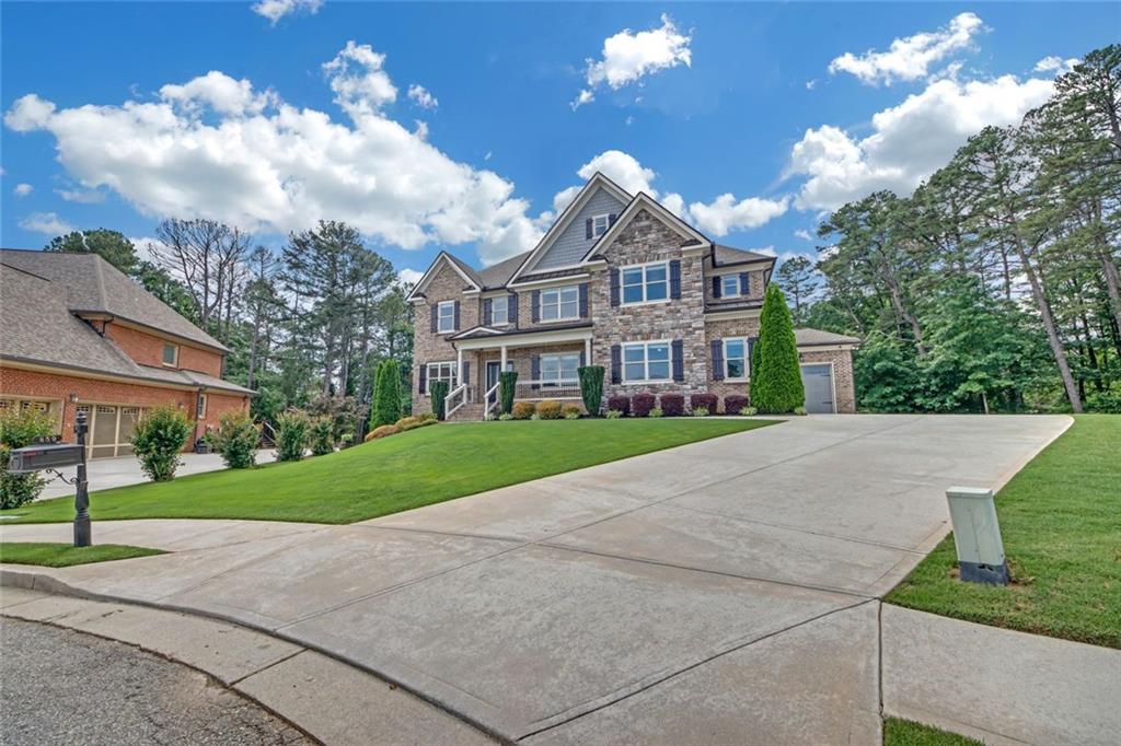 859 Heritage Lake Way