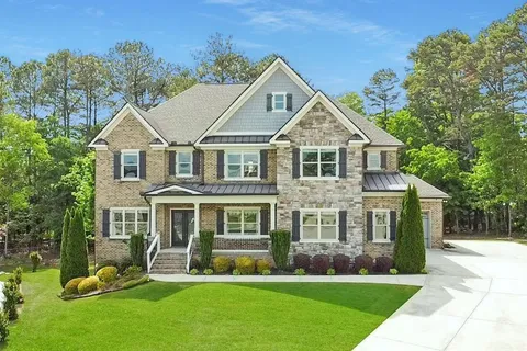 MLS: 7575680