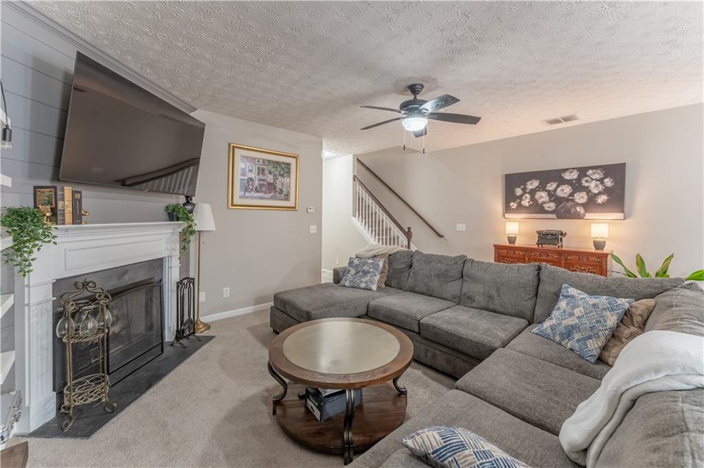 4905 VIREO Drive