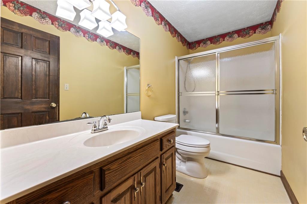 100 Falls Mountain Drive, Dahlonega, Georgia image 31
