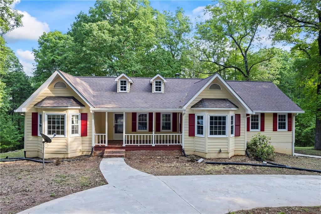 100 Falls Mountain Drive, Dahlonega, Georgia image 1