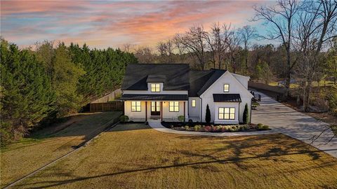 5241 Moon Road Powder Springs GA 30127