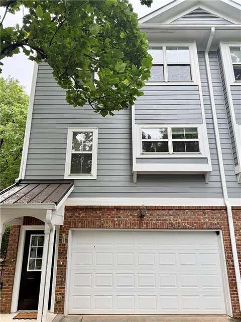 Townhouse For Sale - 246 Carlyle Park Drive<br/> Atlanta, GA 30307