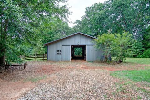 A home in Locust Grove