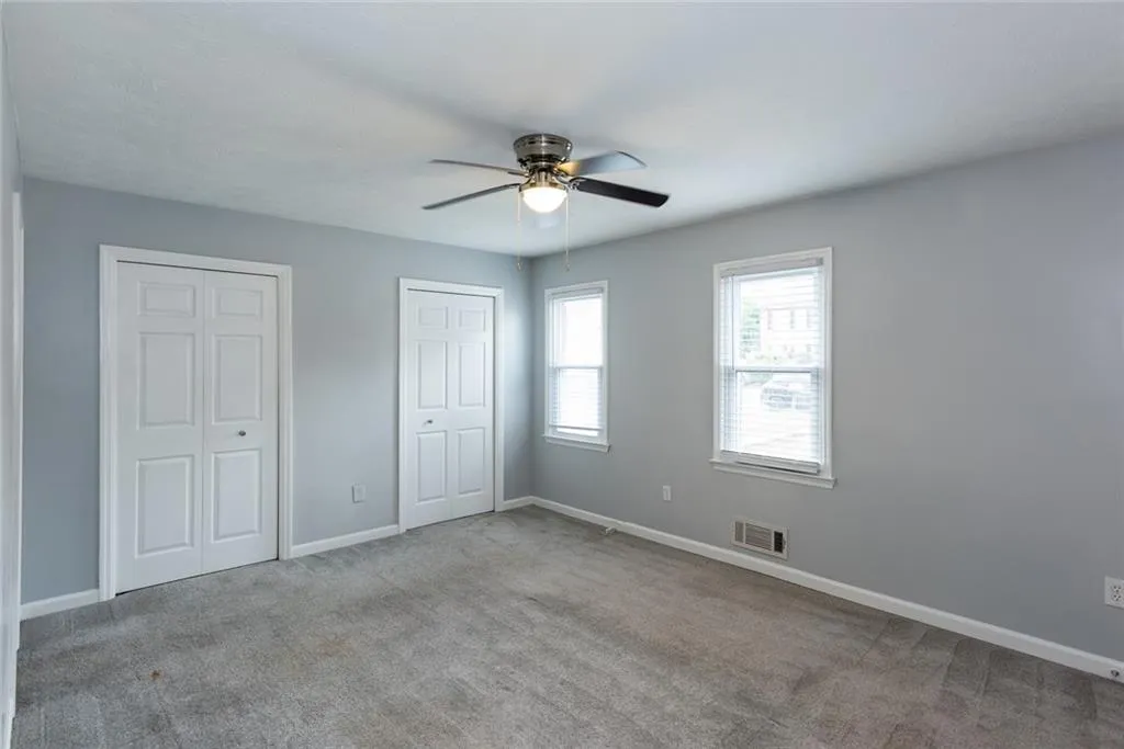 Lilburn, Georgia 30047, United States, 2 Bedrooms Bedrooms, ,3 BathroomsBathrooms,Residential,Active,231622