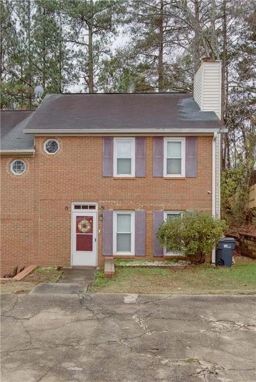 Lilburn, Georgia 30047, United States, 2 Bedrooms Bedrooms, ,3 BathroomsBathrooms,Residential,Active,231622