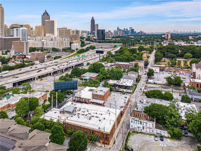 330 McGill Place - Residential