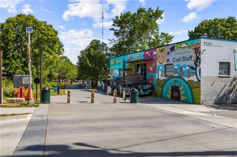 330 McGill Place - Residential