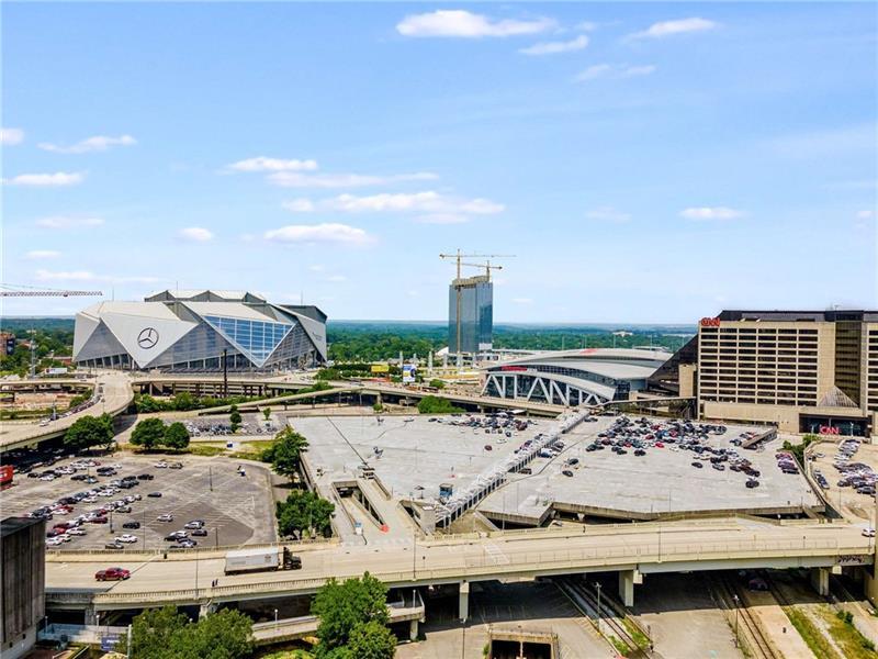 330 McGill Place - Residential