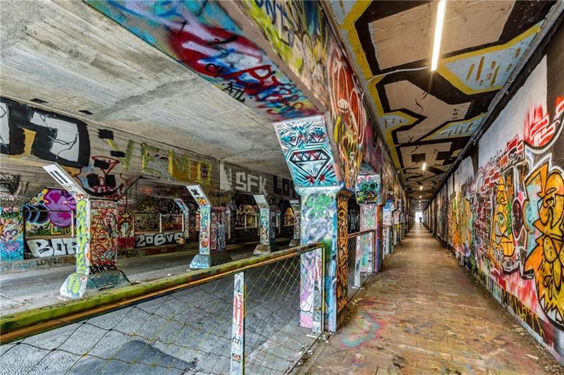 330 McGill Place - Residential