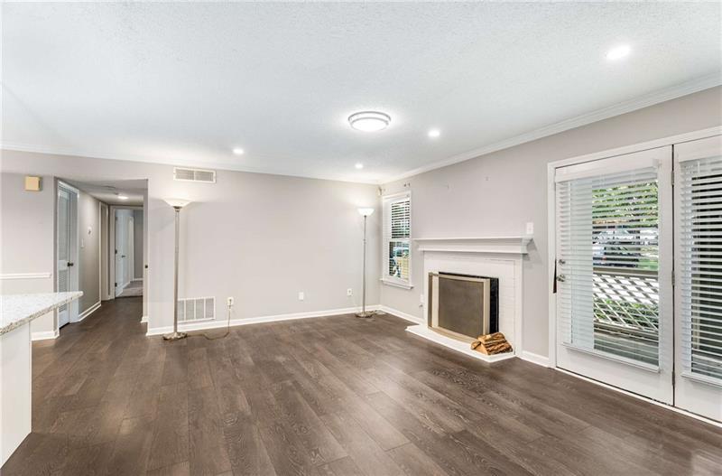 330 McGill Place - Residential