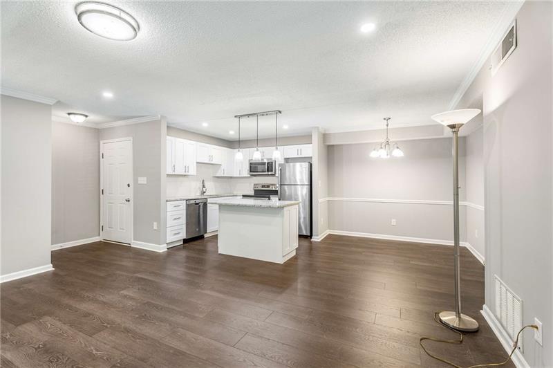 330 McGill Place - Residential