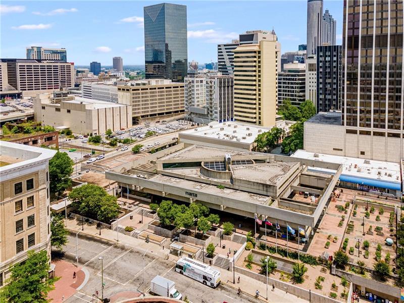 330 McGill Place - Residential