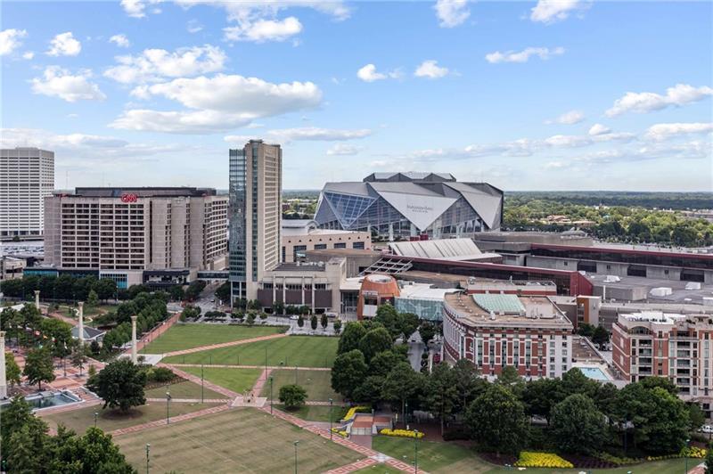 330 McGill Place - Residential