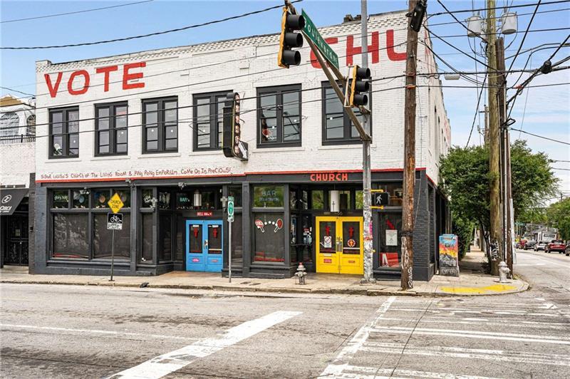 330 McGill Place - Residential