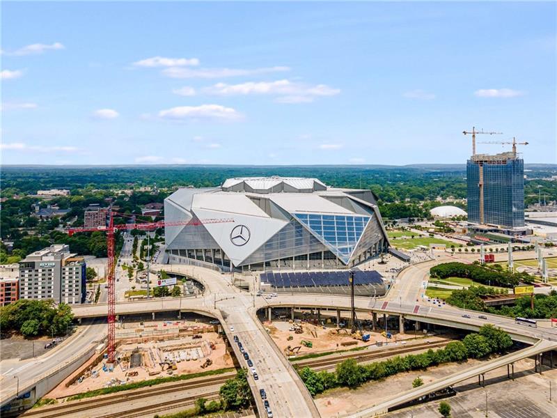 330 McGill Place - Residential