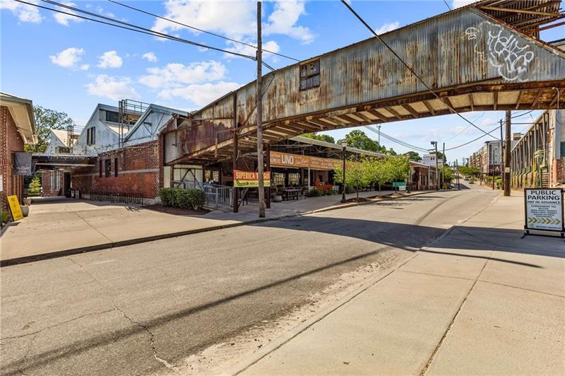 330 McGill Place - Residential