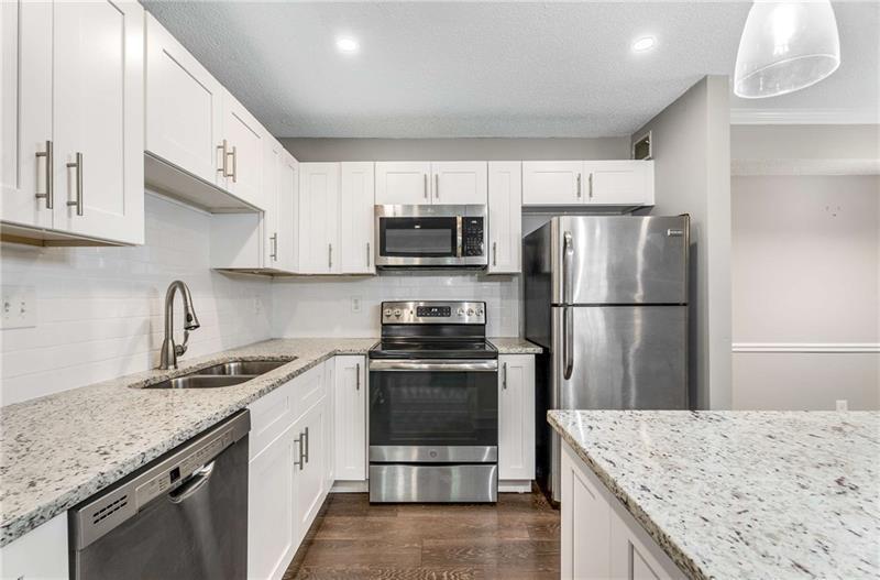 330 McGill Place - Residential