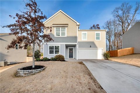 A home in Dawsonville