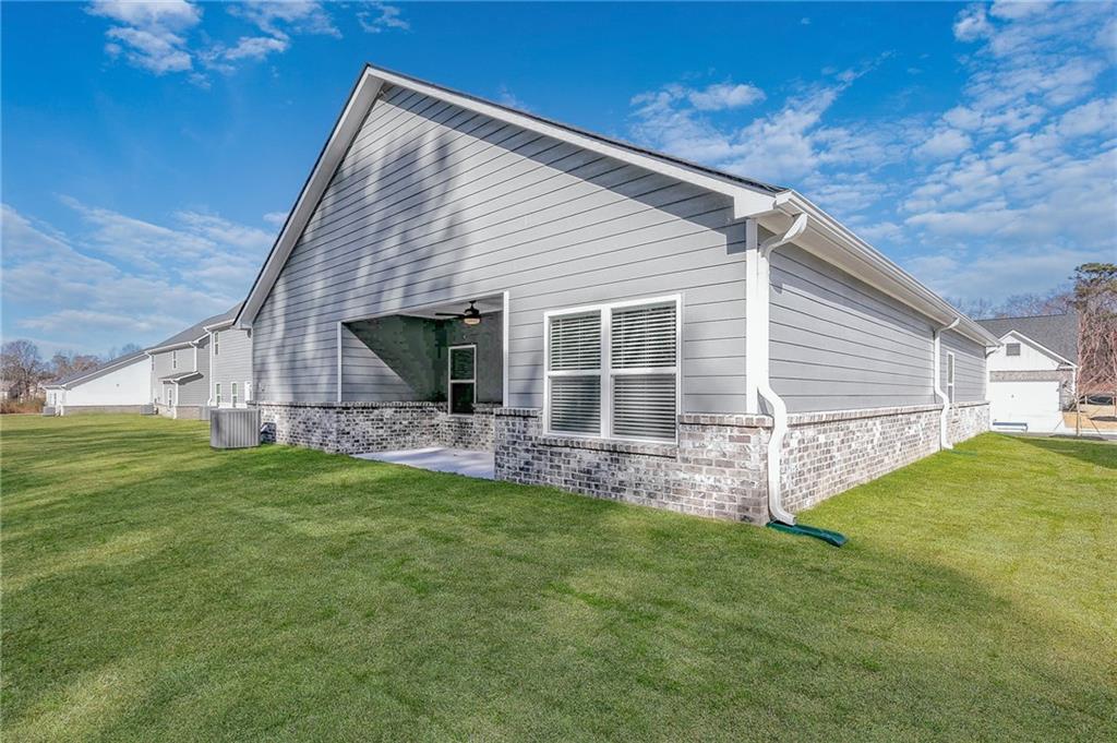 365 Egret Court