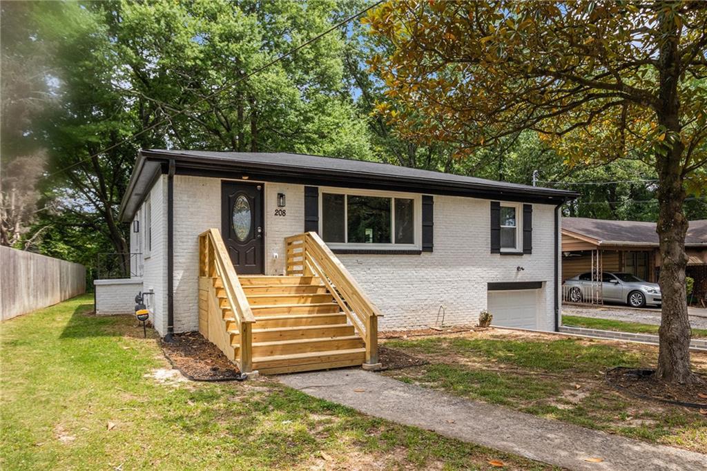 208 Silver Springs Circle, Atlanta, Georgia image 3