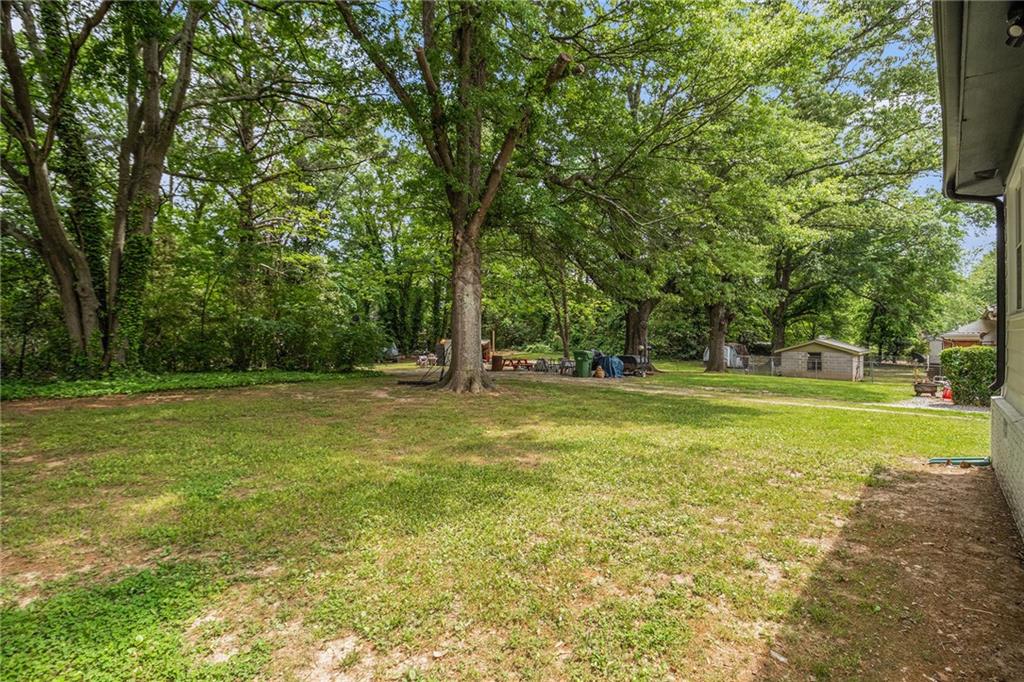 208 Silver Springs Circle, Atlanta, Georgia image 24