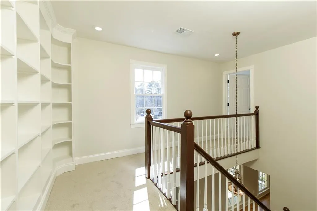 Roswell, Georgia 30076, United States, 4 Bedrooms Bedrooms, ,4 BathroomsBathrooms,Residential,Pending,4621