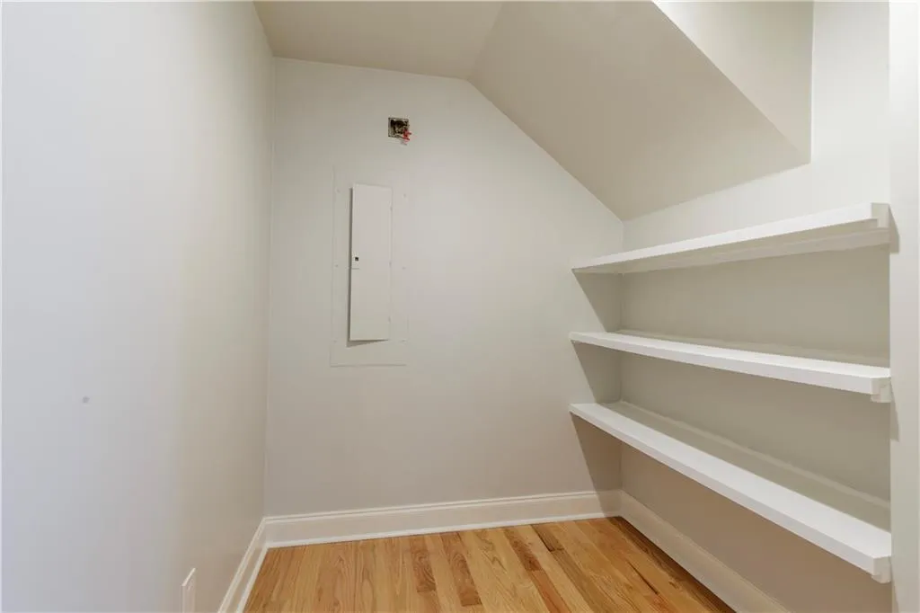 Roswell, Georgia 30076, United States, 4 Bedrooms Bedrooms, ,4 BathroomsBathrooms,Residential,Pending,4621